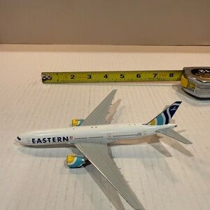 Geminijets Eastern Airlines 777-200R #N771KW Diecast Airplane